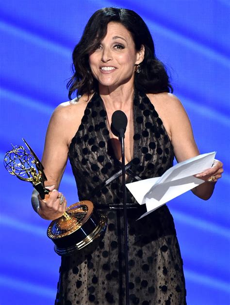Julia Louis Dreyfus From Emmy Awards 2016 Les Vainqueurs E News France