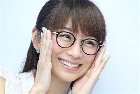 時東ぁみ メガネを外すのを拒み大物タレントを激怒させた過去明かす 2016年5月8日掲載 ライブドアニュース