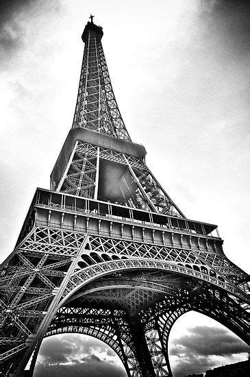 Eiffel Tower Wallpaper Black And White Posted By Sarah Peltier