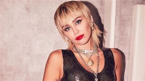 Surpresa Miley Cyrus Anuncia Novo Single E Revela Entrevista Exclusiva