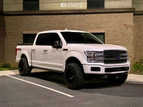 2019 Ford F 150 With 20x12 44 Hostile Alpha And 33125r20 Atturo