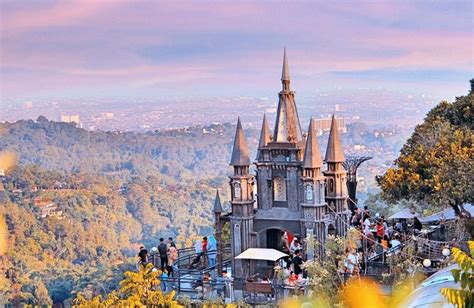 5 Tempat Wisata Hits Di Bandung Yang Instagrammable Riset