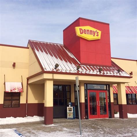 Dennys Grand Forks Restaurant Reviews Photos And Phone Number
