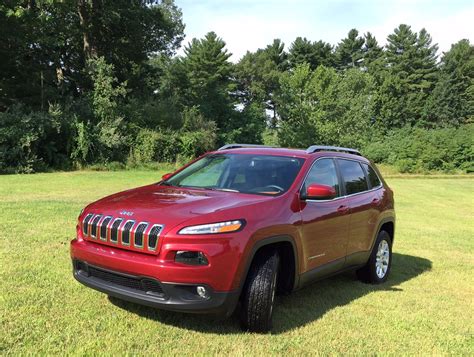 Review 2015 Jeep Cherokee Latitude Offers Off Road Capability In A