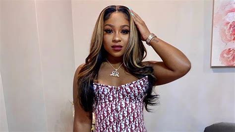 I Thought You Was Your Mom Reginae Carter Stuns In Sexy Corset Top