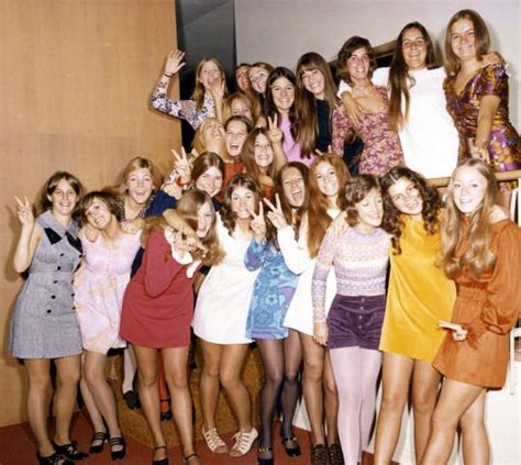 Limegum College Girl Fashion 70s Fashion 1970s Fashion