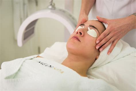 The Power Of Light How Led Is Changing Facelifts