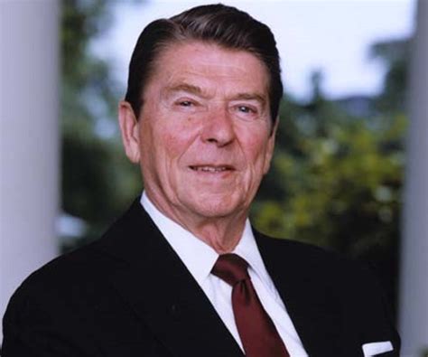 Ronald Reagan Biography Childhood Life Achievements And Timeline