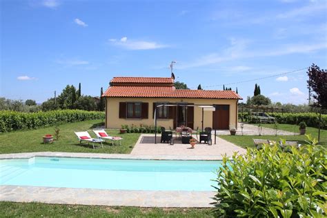 Get directions, maps, and traffic for cortona, toscana. Ferienhaus mit Pool in der Nähe von Cortona für 6 Personen ...