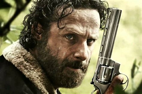Go behind the scenes of episode 802 with the cast and crew of the walking dead season 8. The Walking Dead Season 8 Comic-Con Trailer Teases a ...