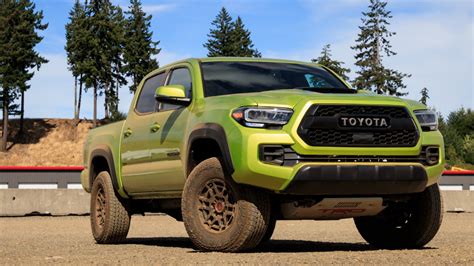 2022 Toyota Tacoma Trd Off Road Tire Size