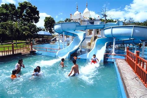 A'famosa resort offers its guests a golf course and an outdoor pool. A'Famosa Water Theme Park In Melaka Admission Ticket 2020 ...
