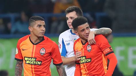 Welcome to the fc shakhtar channel. Taison: Shakhtar Donetsk defender sent off after reacting ...