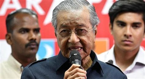Tun dr mahathir mohamad (until 24 feb; Aksi Heroik Rakyat Malaysia Gotong Royong Membayar Hutang ...