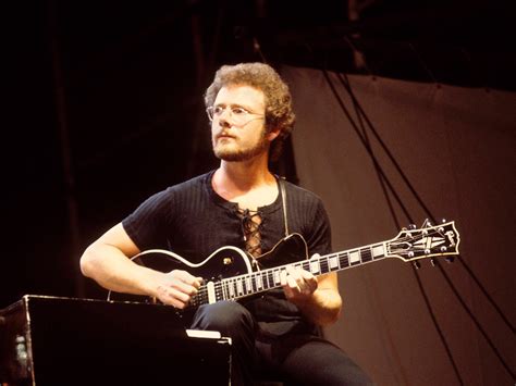 Five Guitarists Who Deserve A Signature Gibson Les Paul