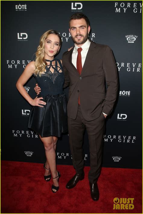 Jessica Rothe And Alex Roe Celebrate Forever My Girl At Weho Premiere Photo 4015854 Photos