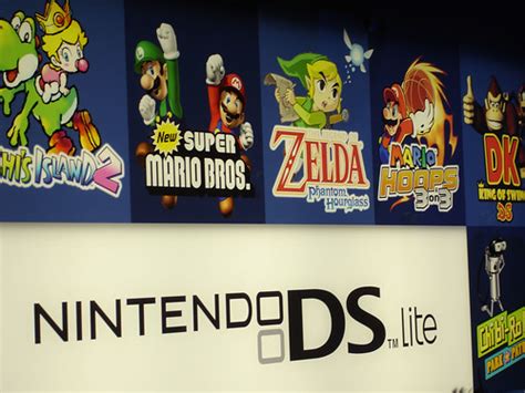 E3 2006 nintendo press conference. E3 2006 Nintendo DS Lite logo | The Conmunity - Pop ...