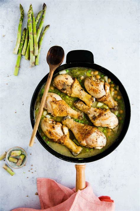I suggest turning the oven down to 375ºf if you do bake it for an additional 15 minutes. Oven Baked Chicken Drumsticks with Asparagus | Jernej Kitchen
