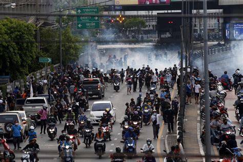 Thai Police Fire Rubber Bullets Tear Gas At Virus Protest Ap News