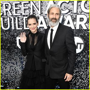 Born winona laura horowitz on 29th october, 1971 in winona, minnesota, usa, she is famous for beetlejuice, edward scissorhands, bram stocker´s dracula, stranger things. Winona Ryder & Boyfriend Scott Mackinlay Hahn Couple Up at ...