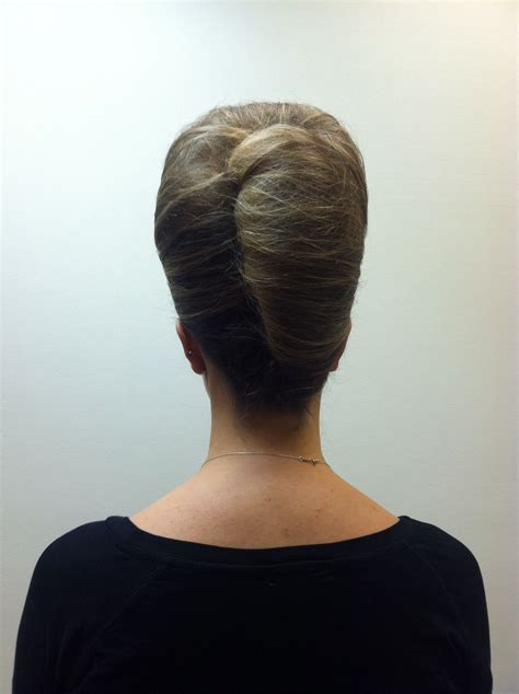 Classic French Twist Current Hair Styles French Twist Hair Long Hair Styles