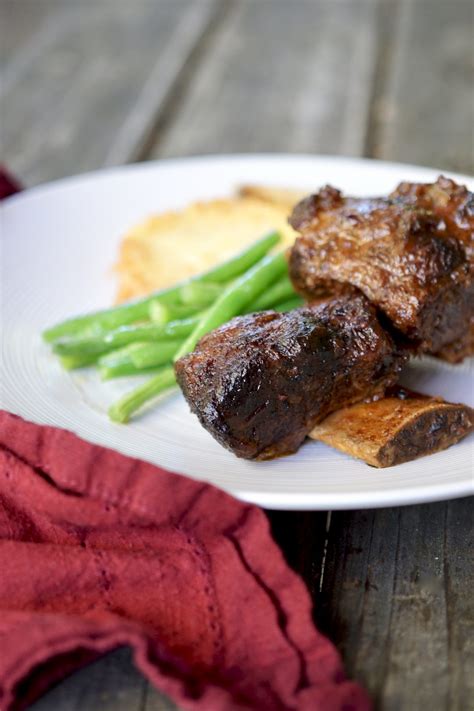 Easy Slow Cooker Short Ribs Recipe You Simply Must Try