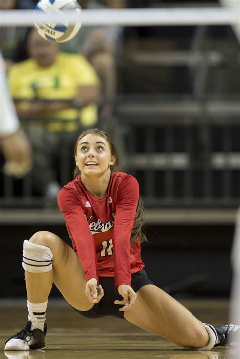 Longhorns No Match For Huskers Volleyball