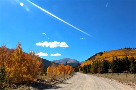 This Fall Foliage Road Trip Outside Of Denver Is Incredibly Gorgeous