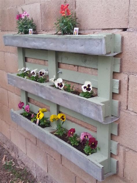 25 Easy Diy Plans And Ideas For Making A Wood Pallet Planter Guide