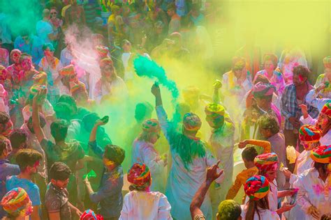 How And Where To Celebrate Holi In India Lonely Planet