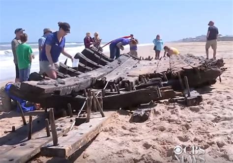 centuries old shipwreck washes ashore on florida beach