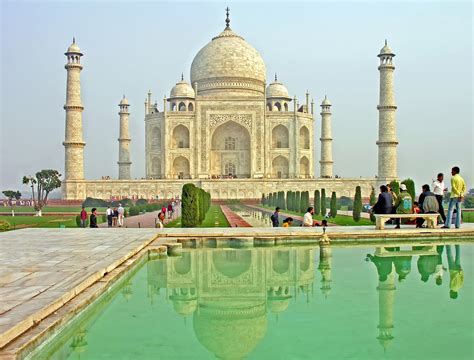 10 Most Famous Historical Places In India That You Need To Visit