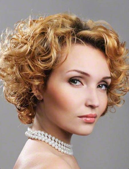 Trends in hairstyles for summer 2016 includes the scaled styles. 15 Flattering Short Hairstyles for Fine Hair