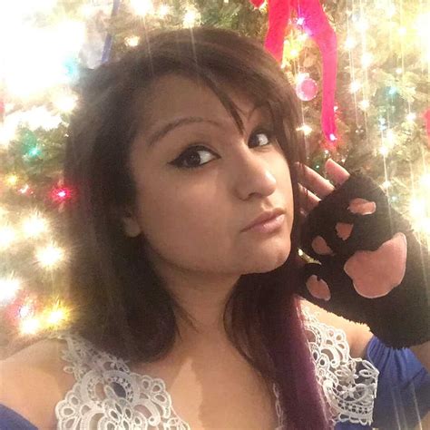 Nude Pictures Of Aphmau Which Will Cause You To Turn Out To Be Captivated With Her Alluring
