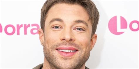Duncan james biography duncan james is an english singer, actor and television presenter. Who is Duncan James dating? Duncan James girlfriend, wife