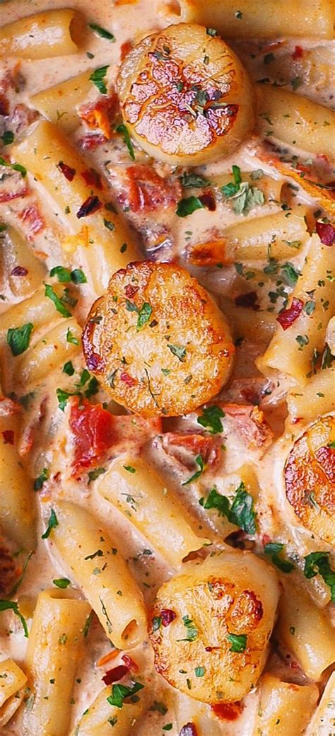 Who doesn't love a quick, healthy, and fancy meal, am i right? Scallops with Creamy Mozzarella Pasta | Scallop recipes ...