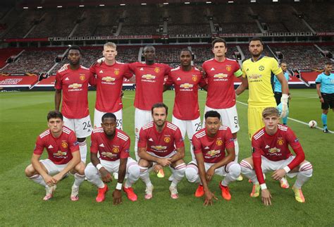 His last appearance in a manchester united shirt? Maglia Manchester United 2020-2021 con un pattern ispirato ...