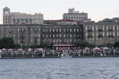 River Street: Savannah Shopping Review - 10Best Experts and Tourist Reviews