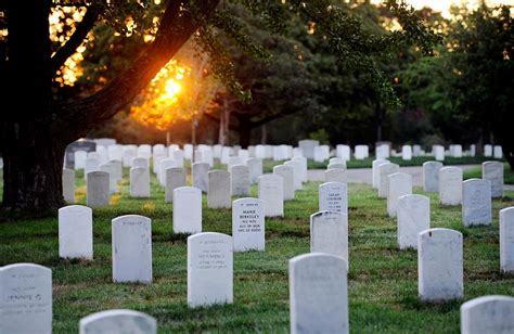 Free Walking Tours Of Arlington National Cemetery With Dc By Foot The