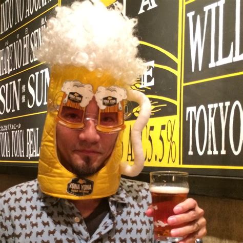 Youth producers vote for their pick trainees and the top 9 trainees will debut and form an new male idol group. ロマンティスト | ロマンティック数学ナイト