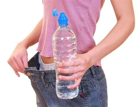 If you want to prevent overeating, then. Weight Loss Myth Confirmed: Drinking 1.5L Extra-Water a ...