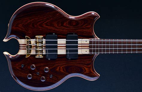 Alembic Stanley Clarke Signature Deluxe In Cocobolo Top And Fretboard