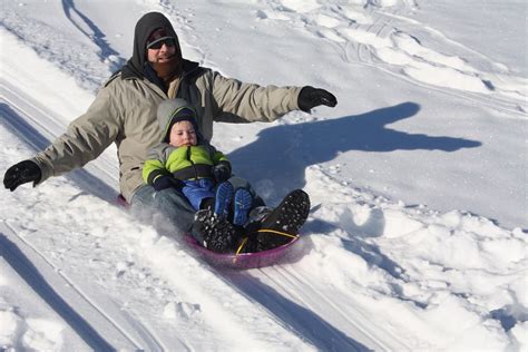 10 Of The Best Sledding Hills In The Twin Cities Daytripper