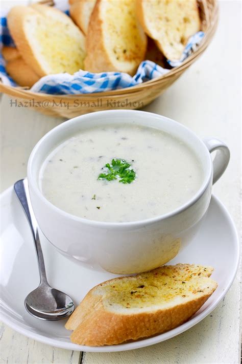 Download this premium photo about mushroom soup and garlic bread, and discover more than 8 million professional stock photos on freepik. My Small Kitchen: Mushroom Soup & Garlic Bread