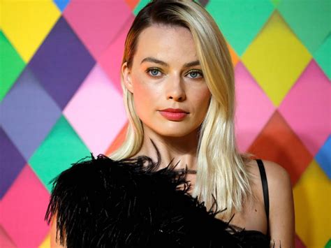 Margot Robbie Wants To Invite Harry And Meghan To Dinner The Advertiser