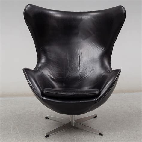 A 1960s Arm Chair Egg Chair Designed For Fritz Hansen Denmark
