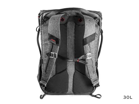 But if you plan to carry heavy camera gear or stuff this bag to capacity, consider another backpack such as the incase. Plecak Peak Design Everyday Backpack 20L Charcoal ...
