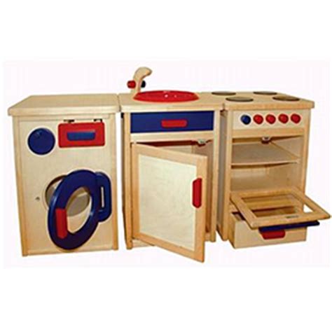 Your toddlers will love playing house with the realistic oven, microwave, and refrigerator. Top wooden children's play kitchen sets | Best Toys for 2 ...