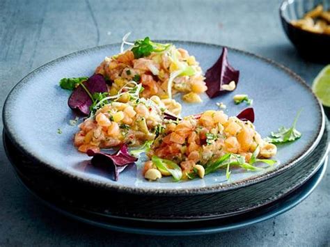 Lachstatar mit Honig -Limetten-Dressing Rezept LECKER