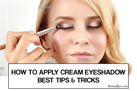 Cómo aplicar la sombra de ojos en crema Most Pupolar